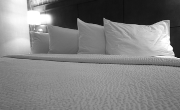 HOW TO KEEP THE BED DRY WHILE MANAGING INCONTINENCE