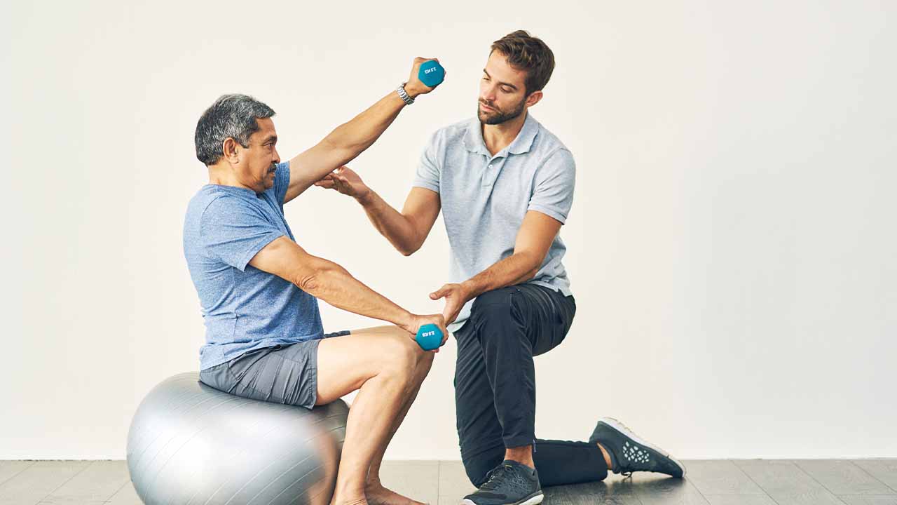Caring For Older Adults: The Role of Physical Therapy in Managing Functional Incontinence